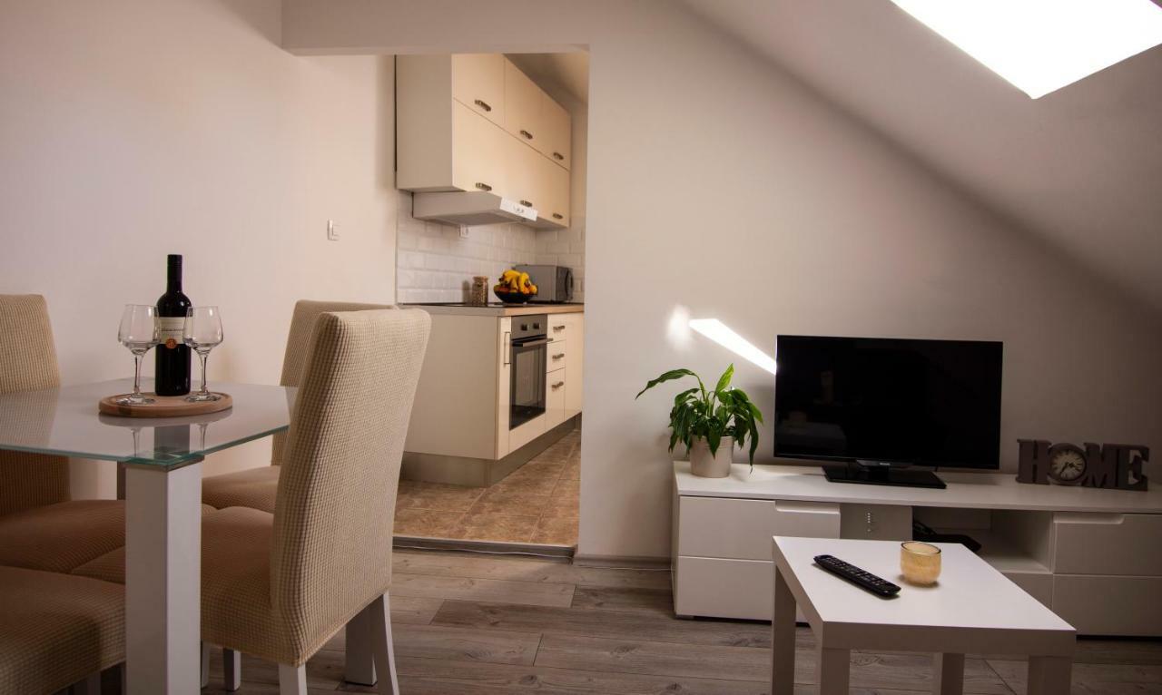 Ferienwohnung Lipa Split Exterior foto