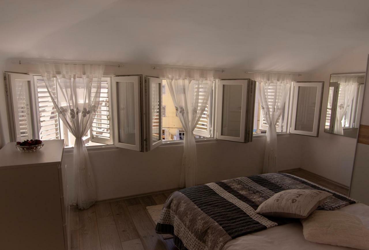 Ferienwohnung Lipa Split Exterior foto